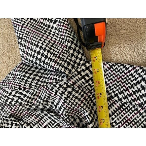 White House Black Market Blazer - Picture 5 of 6